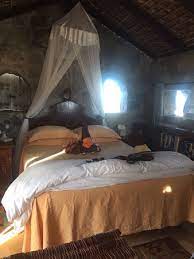 Check all reviews, photos, contact number. Stone Beach Cottage During The Day Picture Of Villa Del Faro Boca De La Vinorama Tripadvisor