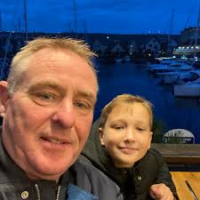 Hi, has anyone had the experience of booking a package holiday through TUI  and the Easyjet flight home being cancelled? My family were left stranded  with no option of getting home, we