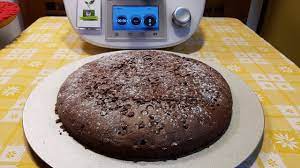 Mescolate con una frusta elettrica per un minuto. Torta All Acqua Al Cacao Per Bimby Tm6 Tm5 Tm31 Youtube