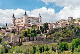 On sunday, the entry fee is for free. Toledo Alcazar Mycitytrip Com