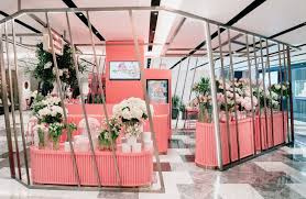 Choose xpressflower for your flowers and gifts now. The Floral Atelier Paragon