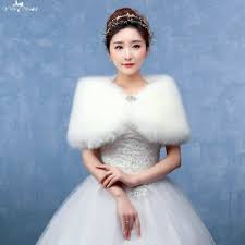 Winter hochzeitskleid jacke are free shipping with discounted prices. Lzp132 Erwachsene Niedlich Schmetterling Schulterfrei Brautkleider Pelz Bolero Frauen Off White Winter Hochzeit Mantel Buy Winter Hochzeitskleid Mantel Winter Weiss Mantel Winter Hochzeit Pelzmantel Fur Braut Product On Alibaba Com