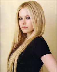 Avril lavigne's official music video for 'girlfriend'. Avril Lavigne Boyfriend Age Biography Avril Lavigne Avril Lavigne Photos Beauty