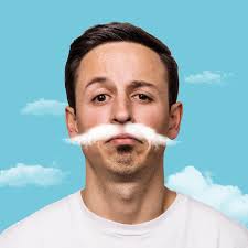 WITH MOISÉS MENÉNDEZ