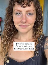 Has anyone tried this sort of thing?  https://www.amazon.co.uk/dp/B08733GCQS/ref=cm_sw_r_wa_apa_i_6q.oFbD27PVWP  I've heard of some people using old makeup sets and building their own?  Wouldn't the paint dry out after you've opened all of them?