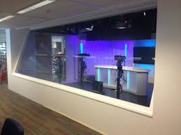 Laat ons weten wat jij weet. Antoin Peeters A Twitteren De Noodstudio Is Er Klaar Voor Vanaf Morgen 4 Maanden In Gebruik Lees Hier Hoe Het Zit Http T Co Qcedis9ktl Http T Co Vpdxc0ys6n