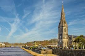 4 estrellasfáilte ireland (autoridad nacional para el desarrollo turístico de irlanda) se encarga de establecer la clasificación oficial por estrellas de los establecimientos en. Ballina Ireland St Muredach S Cathedral Where My Bro Tammy Married Ireland Wedding Ireland Ireland Homes