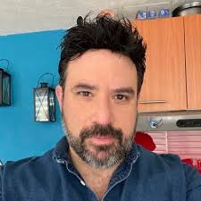 Alberto Salgado (@Betomanzen)