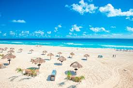 Cancún turquoise waters and white sand beach