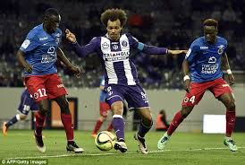 Pendant plus d'une saison, martin braithwaite a été le capitaine toulousain. Sunderland Eye Summer Swoop For Toulouse Striker Martin Braithwaite Daily Mail Online