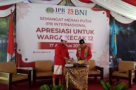 Manage your social media appearance and sell your work with us. Ipb Internasional Rayakan Dies Natalis Dan Launching Biografi Rektor Balipost Com