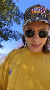 Downhome Dreams: A Heartfelt Connection