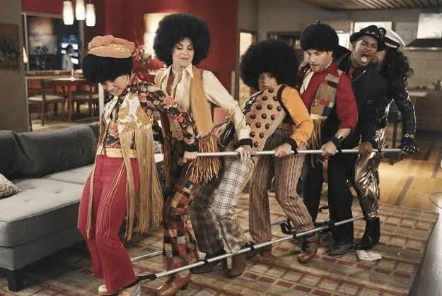 In praise of Happy Endings, the best, most twisted hangout sitcom ever | Vox