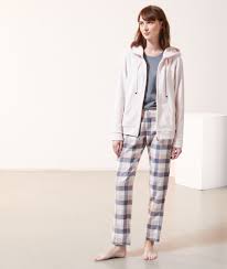 Maybe you would like to learn more about one of these? Pyjama Hiver Femme Tous Nos Pyjama D Hiver A Acheter En Ligne Etam