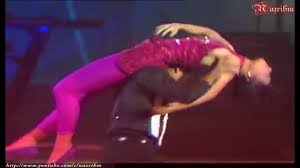 Jauhku pergi membawa diri sebenarnya langkah terkunci antara kasih dan juga budi. Jefri Aduba De Janitor On Twitter 39 Persembahan Dijulang Pertama Shima Setelah Aku Kau Miliki Ajl91 40 Penyanyi Pertama Yang Membawa Ikan Ke Atas Pentas Ajl Ziana Zain Kemelut Di Muara