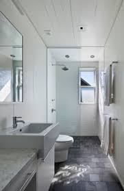 Schmales Badezimmer Ideen Bilder Houzz