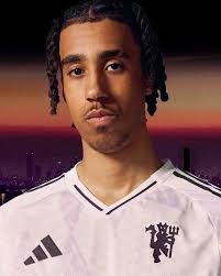 Manchester United reaching top six this week