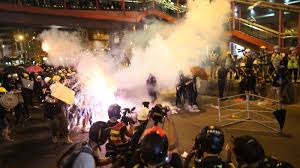 Um uns dazu zu bringen, den deal anzunehmen, haben sie eine sehr. Aktivist Hongkong Braucht Europas Unterstutzung Euractiv De