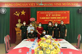 Tại huyện xuân lộc, các đồng chí lãnh đạo huyện đã dành một phút mặc. Ib V9u9b48pz2m