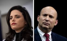 בנט ברח מסיכום משותף שהושג עם הליכוד להקמת ממשלת ימין, והוא רץ לממשלת שמאל עם לפיד, מרצ, העבודה והמשותפת. 3dveedaubexdim