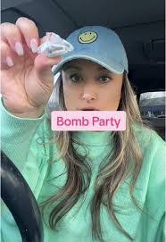 Haley Napier's Instagram, Twitter & Facebook