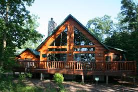 Covering over three percent of the state, the lakes are distributed throughout, with the largest lakes concentrated on the upper two thirds. Log Homes For Sale On Lake Petenwell Wisconsin Waterfront Recreational Properties On Lake Wisconsin Castle Rock L Log Homes Log Homes For Sale Sale House