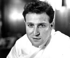 We've dropped a new episode of The Taste — this one with chef,  restaurateur, TV personality @bravotopchef, food policy advocate and total  legend Tom Colicchio. We cover some amazing ground in this