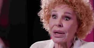 Toh, chi abbiamo pizzicato in via montenapoleone, a milano: Ornella Vanoni Rompe Il Silenzio Sulla Sua Malattia Mi Cura Uno Psichiatra