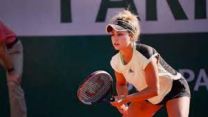 Ha ganado dos títulos individuales y 15 dobles en el circuito itf.en 2018, participó en el abierto mexicano y consiguió su primera victoria en la wta, tras vencer en dos sets a kristyna pliskova. A Que Hora Es El Juego De Renata Zarazua En Segunda Ronda De Roland Garros