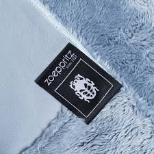 Hochwertige plaids & decken aus wolle, fleece, kaschmir, baumwolle, leinen & mehr | deko fürs wohnzimmer zoeppritz.com nutzt cookies, um ihnen den bestmöglichen service zu gewährleisten. Zoeppritz Since 1828 Kunstfell Decke Reborn Bliss Blau