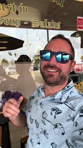 So if you’re in Sarasota… #brianwacnik #siestakey #lunchspot #sarasota  #thefloridahomesearchteam #goodeats #cheapeats