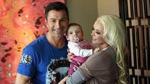 Der realitystar nimmt sich im netz nicht allzu ernst. Daniela Katzenberger Teilt Susses Foto Von Ihrer Tochter Mit Papa Lucas