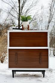 Accent tables always add a dash of pizzazz and functionality to a space. Mid Century Modern Bedroom Set For Sale Funcycled