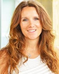 Tammie Hutton's Instagram, Twitter & Facebook