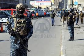 وشهدت العاصمة بغداد تفجيرين ارهابيين صباح اليوم الخميس، في منطقة الباب الشرقي وسط العاصمة بغداد، ما أسفر عن سقوط عدد من الضحايا في صفوف المدنيين. Bqp9z7ym9f Bm