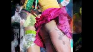 Almost every bollywood diva likes to adore her in the prettiest saree but saree malfunctions do happens many times and it's not something new in bollywood. 32 Hot Bollywood Actress Wardrobe Malfunctions Video Dailymotion