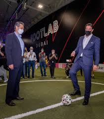Com tecnologia própria e única no mundo, inclui sistemas de testes . O Xrhsths Dubai Media Office Sto Twitter Footlab Dubai The World S First Indoor Football Entertainment And Performance Park Was Officially Inaugurated At A Grand Opening Event At Isd Dubai Sports City With