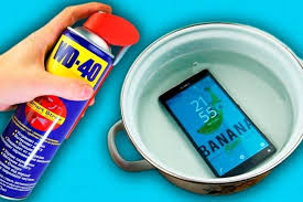 Que Es Wd 40 Aqui Estan Todas Las Formas En Que Puede Cambiar Tu Vida Trucos De Limpieza Cambiar De Vida Cosas Increibles