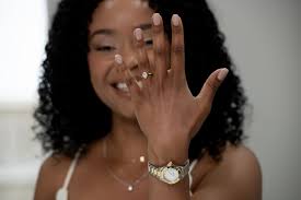 Basingstoke: Beaverbrooks' advice for engagement rings