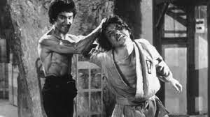 International action star jackie chan recently revealed a special moment he once shared with legendary martial arts superstar bruce lee at the height of the latter's stellar career and just a few days before his death. Jackie Chan Once Pretended To Be Hurt On Set So Bruce Lee Would Hold Him