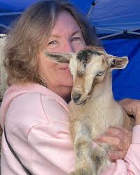 𝕊𝕒𝕤𝕙𝕒 ℂ𝕣𝕠𝕨 𝔻𝕖𝕤𝕚𝕘𝕟𝕤 (@sashacrowdesigns) • Instagram photos  and videos