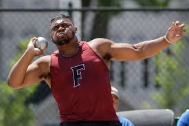 Ryan crouser's throw of 22.52m broke the olympic record and earned him the men's shot put gold medal at rio 2016.subscribe to the olympics & hit the bell! Fond Du Lac S Andrew Stone One Of State S Best In Shot Put And Discus