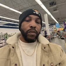 Marvel ha revelado más información sobre la nueva encarnación de Venom que  llega al Universo Marvel, ya que "Golden Venom" hace su debut oficial en  una tentadora portada para el número final