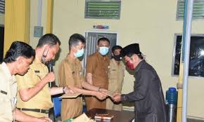 We did not find results for: Pegawai Honorer Diskominfotik Terima Sk Perpanjangan Kontrak Kerja 2021