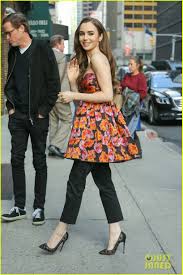 Zac efron and lily collins. Zac Efron Premieres New Movie At Tribeca Film Fest With Lily Collins Photo 1232352 2019 Tribeca Film Festival Angela Sarafyan Joe Berlinger Lily Collins Zac Efron Pictures Just Jared Jr