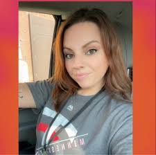 Amanda Hagstrom's Instagram, Twitter & Facebook