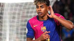 FÚTBOL | OFICIAL: Lamine Yamal renueva con el Barça hasta 2031 - Eurosport