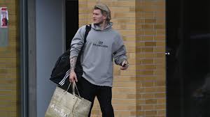 Usually i could say it's a decision for today, but if loris now is able to perform, he will. Union Berlin Loris Karius Pohjanpalo Und Co Mussen Gehen Kicker