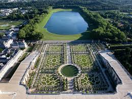 101 Versailles Orangerie Parterre And Piece De Suisse Versailles Garden French Country Garden Garden History