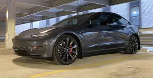Midnight silver metallic paint 20'' gray performance wheels all black premium interior performance upgrade carbon fiber spoiler performance pedals performance brakes. Model 3 2020 Midnight Silver Metallic 256a3 Only Used Tesla